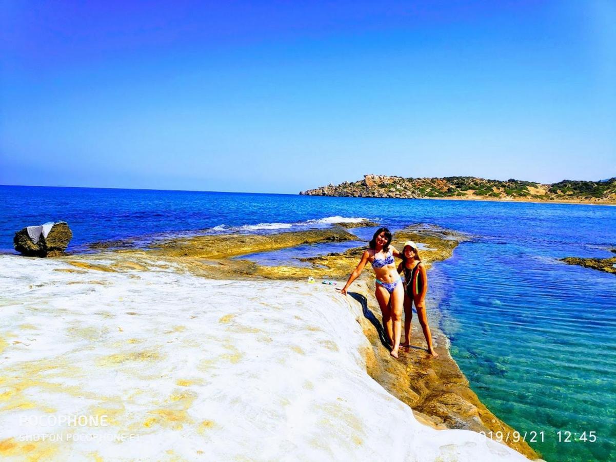 Uptown Holiday App & Pool Daily Rental Contactless Check In & Check Out Фамагуста Экстерьер фото